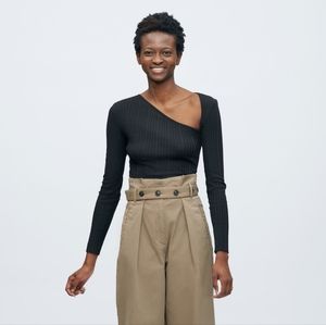 Kotn Offset Shoulder Top - Black